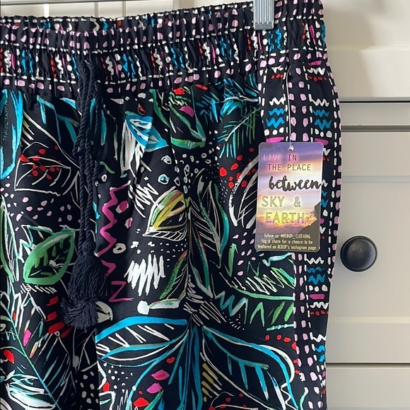 NWT Bebop Women’s Boho Black Neon Printed Wide Leg Relaxed Fit Pants - Size Med - Picture 2 of 6